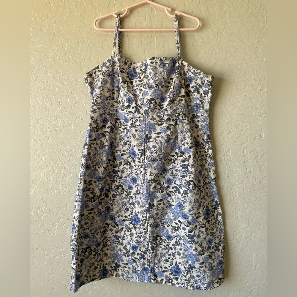 EUC wild Fable Blue Flower Dress 💙